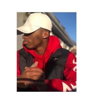 Meet your Posher, Amir